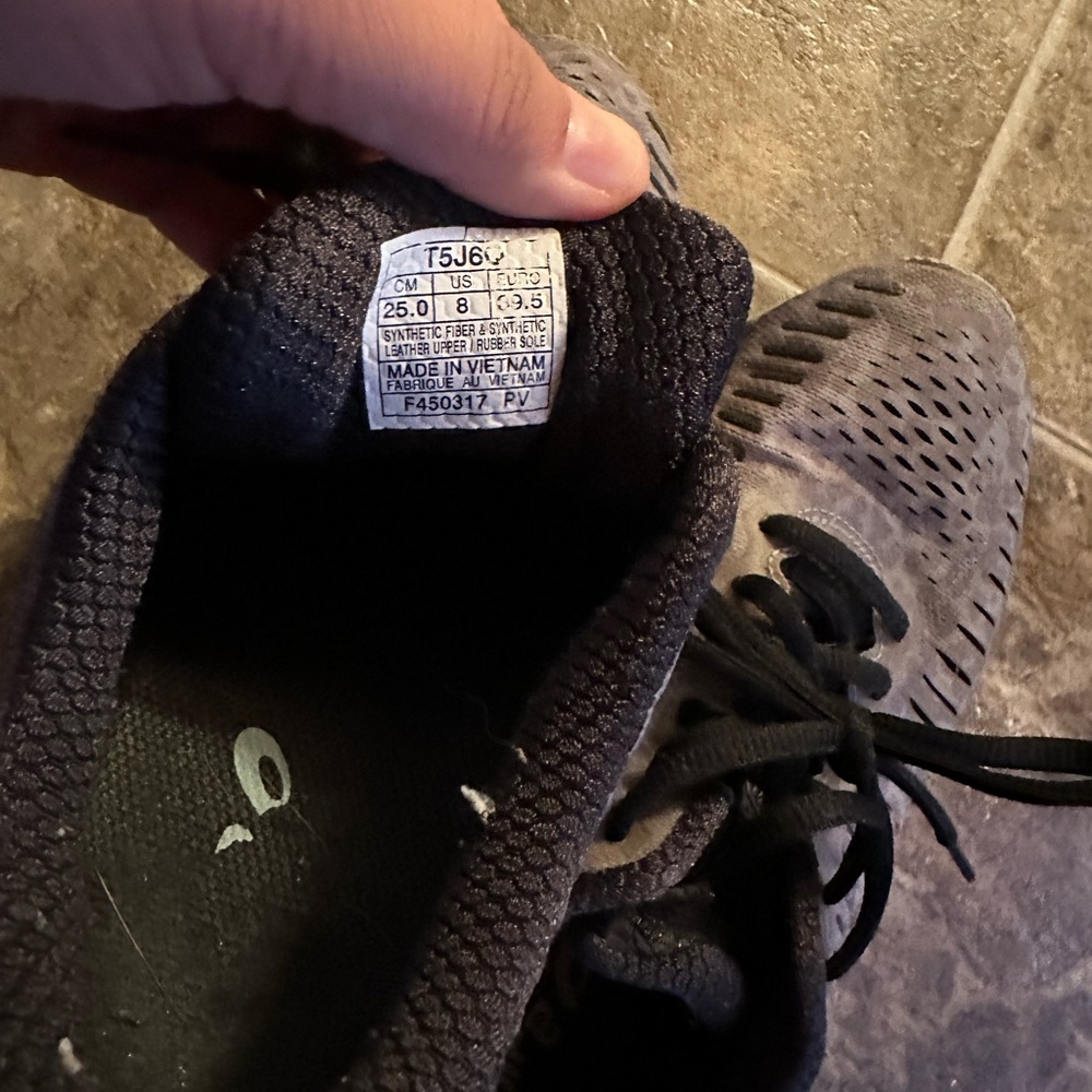 ASICS size 8 - Picture 3 of 5